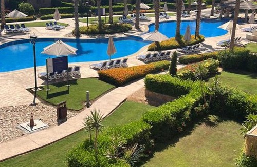 Zafarana Ski Chalet | Mountain View Sokhna 2, Sea and Pool view, 3 bedrooms, Penthouse with Roof- Families ONLY