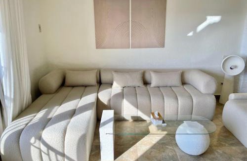 Zamalek Apartment | Nile Zamalek Earthy Retreat 3BR