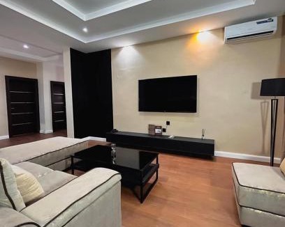 Kwara Apartment | Nook & cranny Apartment Jahi