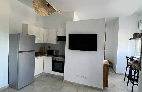 Sidi Dhrif Apartment | NOUVEAU: Maison avec vue sur la mer à 2 min à pied de la plage.