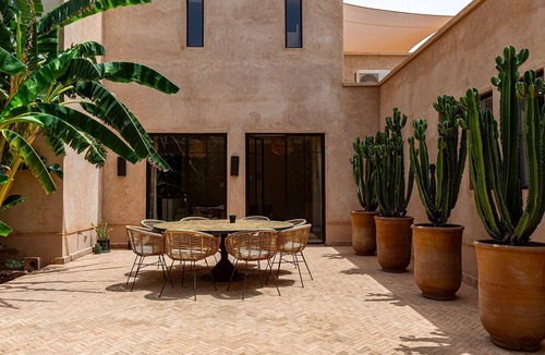 El Aggada Villa | Nyssa, swimming pool, pétanque, garden & staff