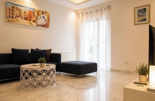 Ain Zaghouen Nord Apartment | Oasis de Luxe : S+2 Confort au Jardin de Carthage