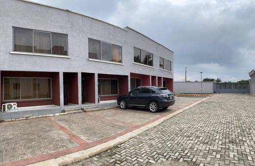Ibadan House | Old Bodija Ibadan - 3 Bedroom Home in a Private Gated Estate With 24 Hour Security & Power