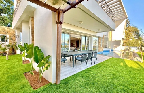 Amilcar Villa | Omnya Carthage Frontsea Luxury Villa