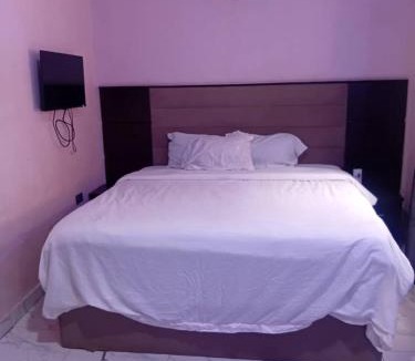 Ibadan House | Onicron Guest Inn