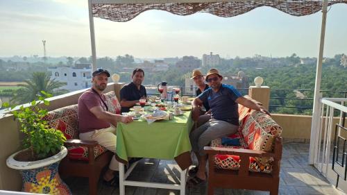 Luxor Apartment | Orange guest house