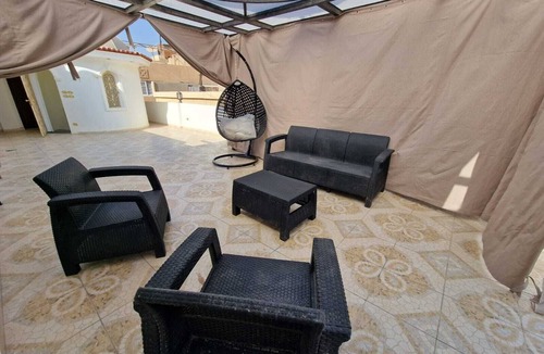 Pyramids Gardens Apartment | Penthouse Near the Pyramids - Great Stay!
