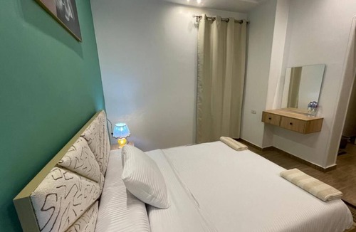Kafrat al Jabal Hotel | Perfect 2-bedroom hotel with AC in cool Giza location