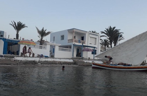 Sidi Fredj House | Pieds Dans L'eau a Kerkennah