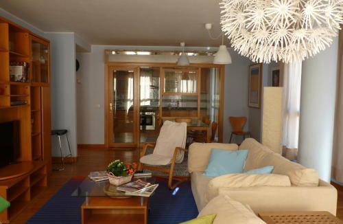 Arevalo Apartment | Piso Azul