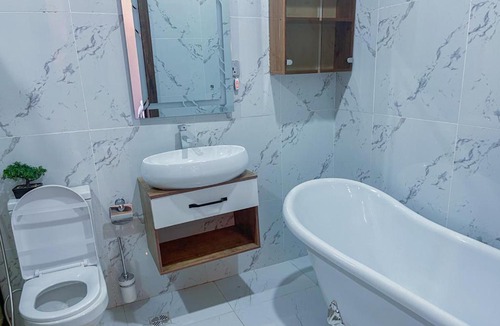 Ofin Apartment | Plistbooking Corporate Luxurious 5 Bedroom Short-Let Apartment in Lekki