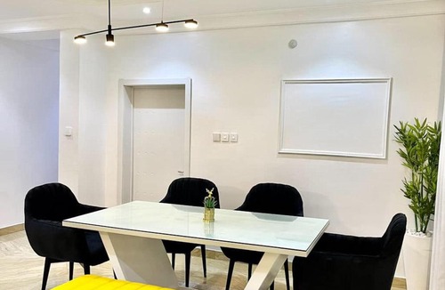 Ikoyi Apartment | PLISTBOOKING HOLAFIELD 3 BEDROOM IKOYI ASTONISHED SHORTLET APARTMENT