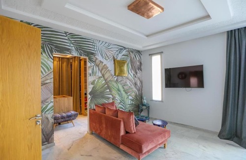 Al Ouidane Villa | Pool, Not overlooked, 5 Suites Air-conditioned, Spacious Garden