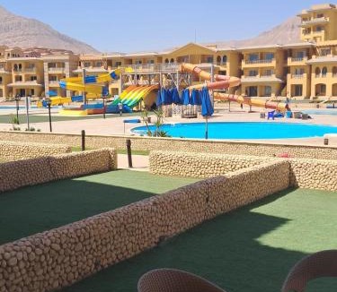 Ras Sudar Ski Chalet | Porto sokhna