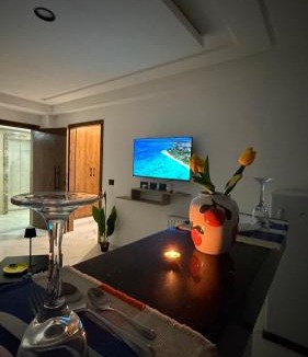 El Aouina Apartment | Premium Suite - Ain zaghouen - proche aeroport - linge hotel
