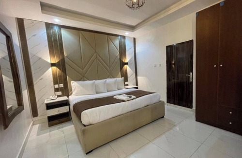 Ikeja Hotel | Presken Hotel Signature