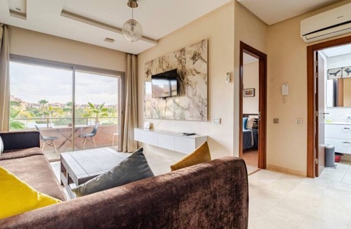 Menara Apartment | Prestigia Golf, Atlas & Pool View Apartment