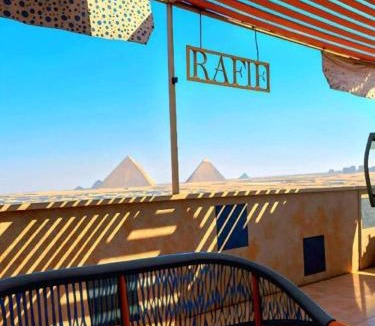 Shurtah al-Dakhlah Hotel | Pyramora Inn
