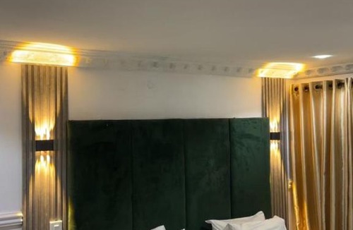 Ikeja Hotel | Quarters Inn & Suites Ikeja
