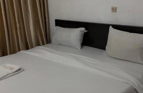 Ikeja Hotel | Quarters Inn & Suites Ikeja