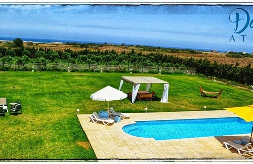 Dar Allouche Villa | quiet pool villa with sea and mountain views