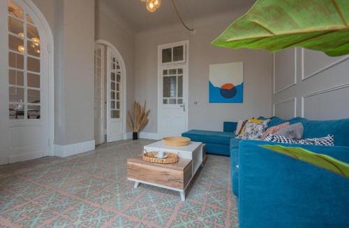 Ville Nouvelle Apartment | Quiet, volumes and light in downtown Tunis