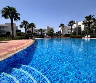 Marina Apartment | Résidence perla, piscine, bord de plage