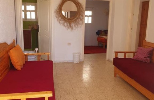 Mezraia House | Radisson Beach