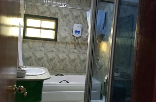 Ogbomosho Hotel | Ragaray executive suites