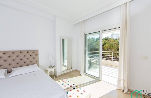 Ain Zaghouen Nord Apartment | Rd Panorama: Superbe apt avec terrasse + vue forêt