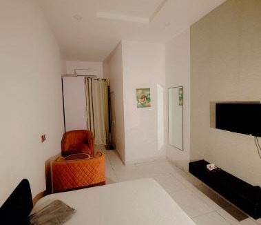 Ofin House | Realscenes99 creative hub