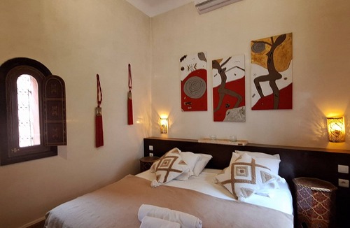 Riad Zitoun Jdid House | RIAD 16 PEOPLE - HEART OF MEDINA, HOTEL SERVICE, HEATED POOL, JACUZZI SPA