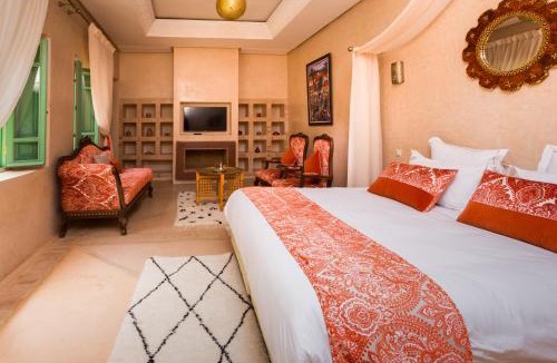 Assouel Bed & Breakfast | RIAD AZRUR