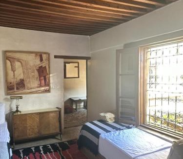Ain Azlitan House | Riad Dar Rafti - Restaurant & Rooms with en-suite