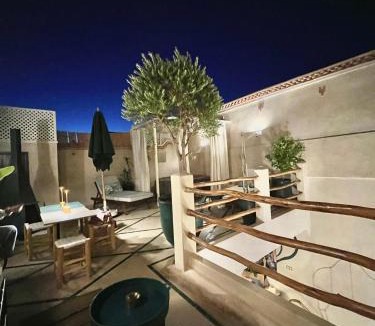 Sidi Bou Amar House | Riad Dar Vevé