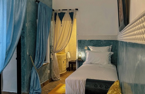 Zaouia Sidi Rhalem House | Riad Lapis lazuli - 400ans - Near Medina
