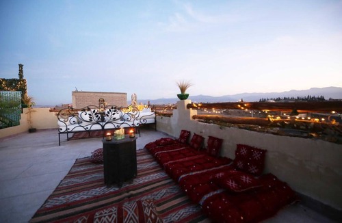 Sidi Abdallah Ghiat House | Riad Oum H&N