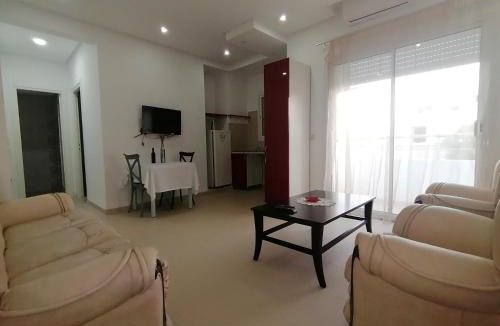 Chott Mariem Apartment | S plus 1 FAMILIAL vue mer climatisé