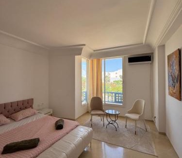 Yasmine Apartment | Seaside Luxury Apartment