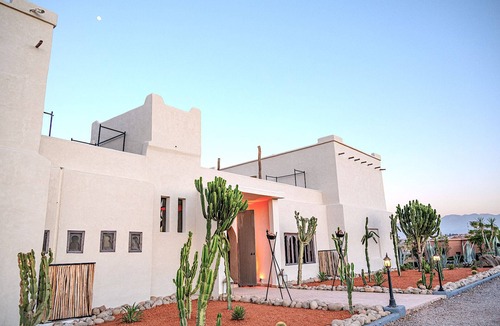 Oumnass Villa | Seminar & Corporate Private Estate Hotel Services Sleeps 38