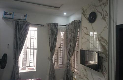 Ofin House | Shimawa-House-Sleeps4-Luxury&Privacy-24 7 Security