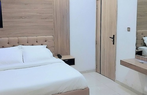 Ofin Hotel | Smart Home Hotel Lagos