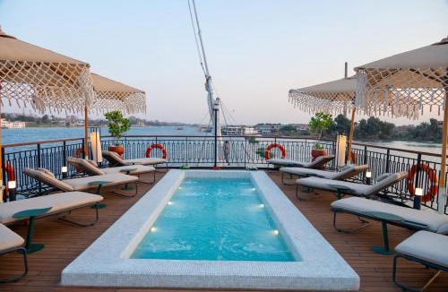 Luxor Hotel | Sonesta Dahabeya Amirat II - Nile Cruise Ship From Luxor to Aswan 4 nights