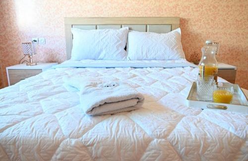 Narjiss Hay Al Amal Apartment | Spacieux Appartement Marocain Contemporain