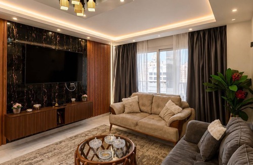 Agouza Apartment | Spacious 3-bedroom apartment in beautiful Giza Governorate with AC