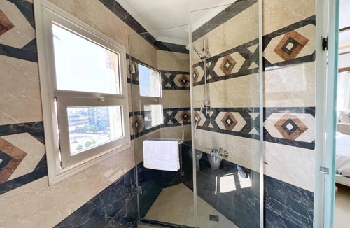 Al Haram Apartment | Spacious 4-bedroom apartment with WiFi, AC in fantastic Giza Governorate