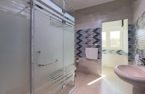Al Haram Apartment | Spacious 4-bedroom apartment in awesome Giza Governorate with AC