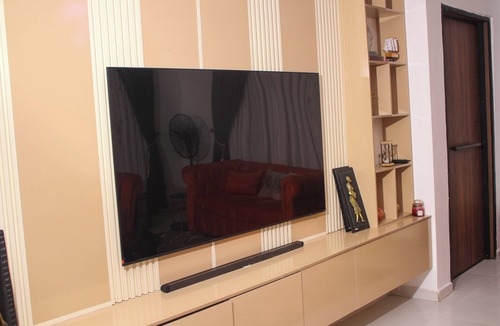 Ofin House | Spacious 4-bedroom house in beautiful Lekki with AC and gym