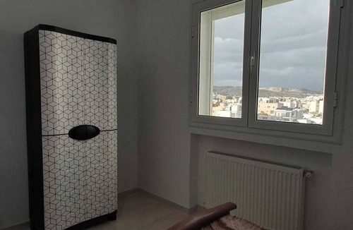 Cite La Gazelle Apartment | Spacious & Cozy Room with Fast WiFi in Tunis