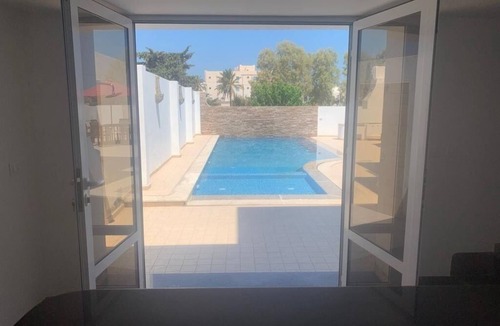 Mezraia Villa | Spectacular Tunisian Villa w/pool- 5 min walk from the beach, Palm Cafe, Casino
